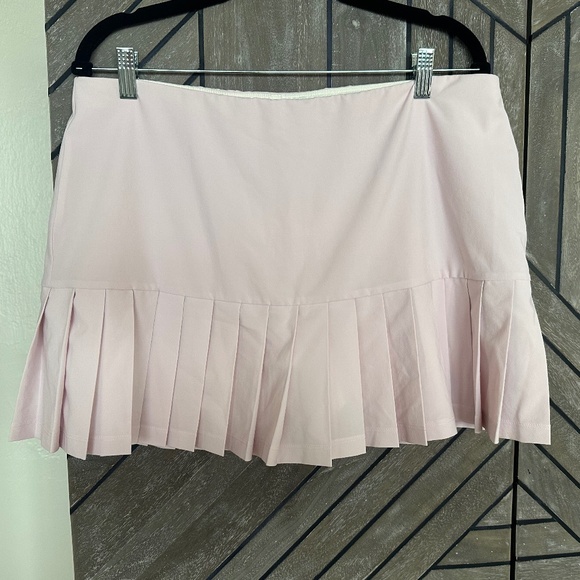 TORY BURCH PLEATED HEM TENNIS SKIRT IN COTTON PINK size XL - Picture 1 of 4